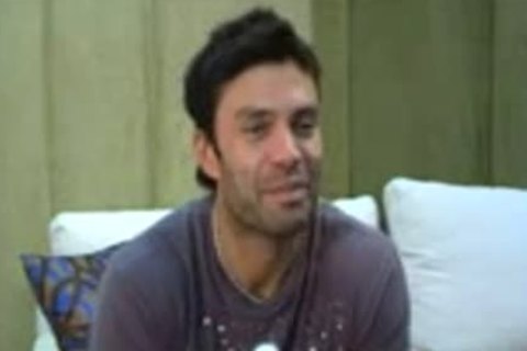 Rogan plows Fabian -- Viwebsite Http://bnoar