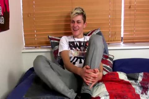 Skylar West Plays With His long 10-Pounder And fucks His chocolate hole
