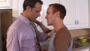 I'm a Married Man: Dirty married chick Jack Bennet kissing