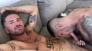 Worshipping His sleazy Feet & penis Until he sperm [ONLYFANS]